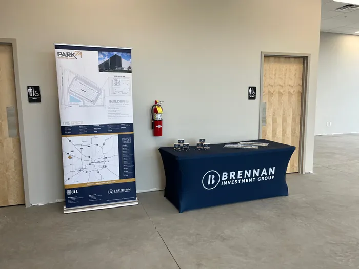 ImprintNow.co.uk - Custom Round Table Covers