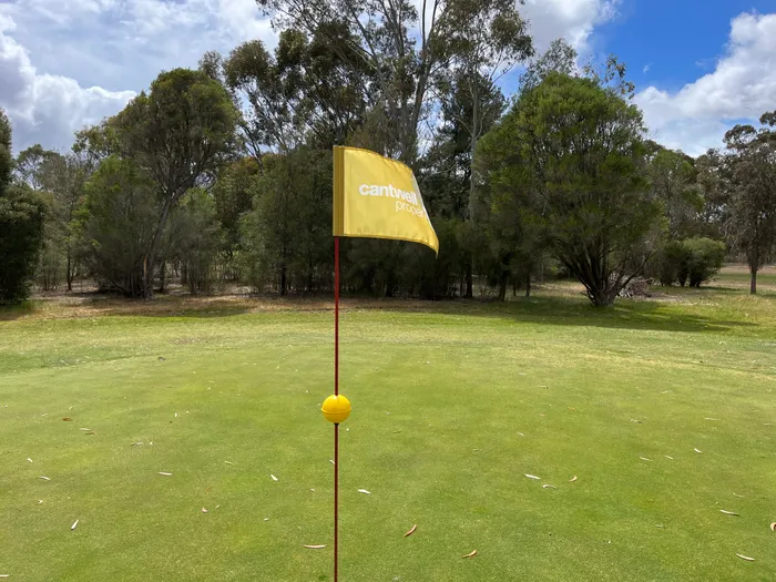ImprintNow.co.uk - Golf Flag